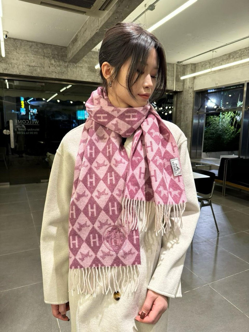 Hermes Diamond H Cashmere Scarf Burgundy For Women 180cm view 3