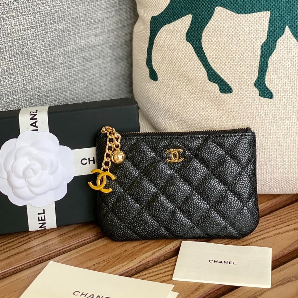 Chanel Zipped Wallet 14Cm Black Caviar Gold Hardware