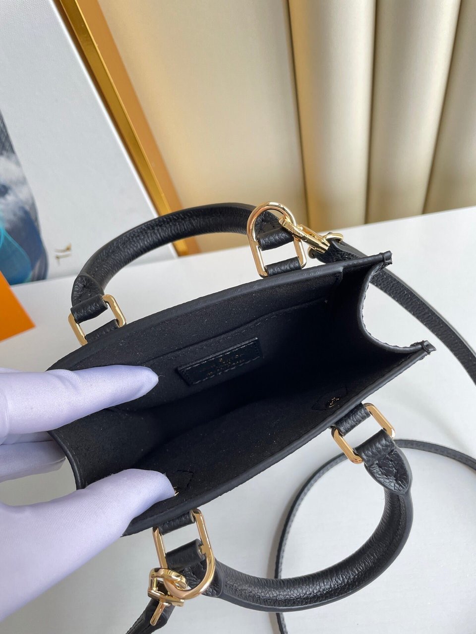 Louis Vuitton Petit Sac Plat 17Cm Black view 9