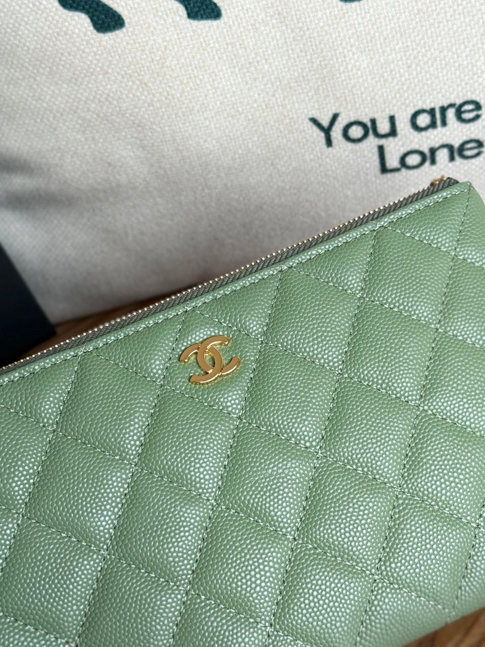 Chanel Zipped Wallet 20Cm Green Quilted Caviar Gold Hardware view 8