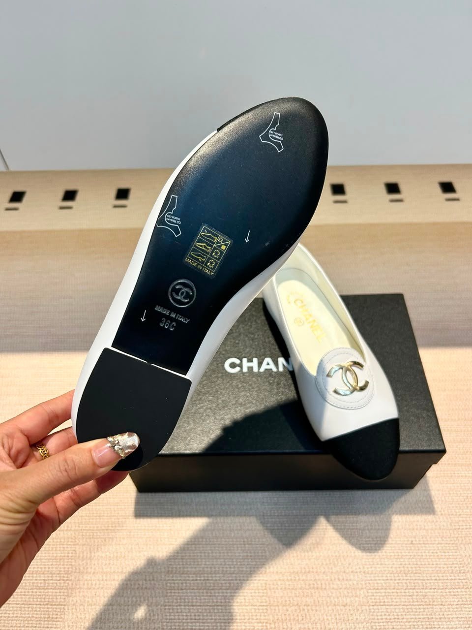 Chanel Lambskin Grosgrain Ballerinas With Gold CC Logo White &amp; Black Lambskin G39845 view 6