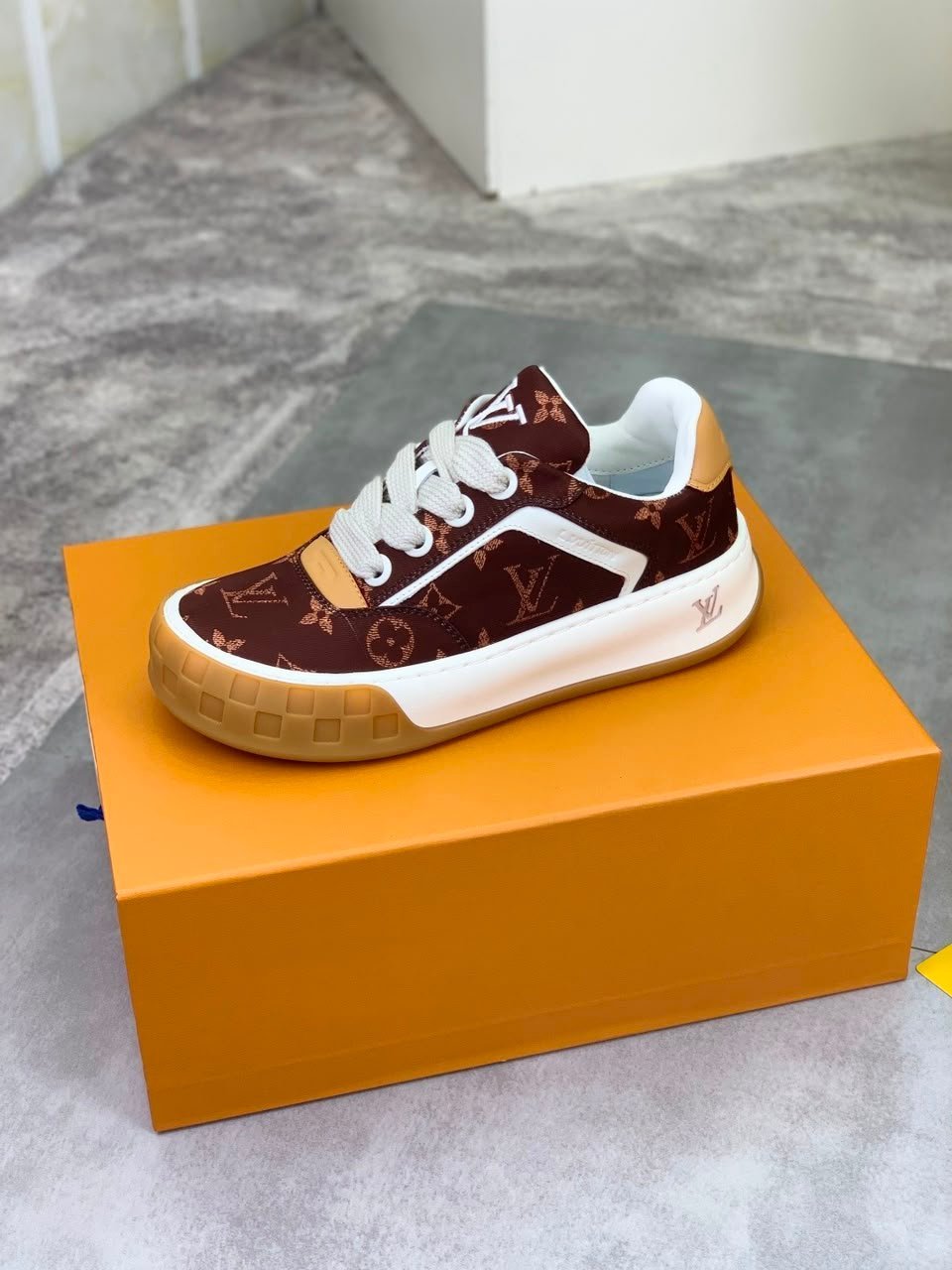 Louis Vuitton Tilted Sneakers Macassar Brown 1AKR5G view 9