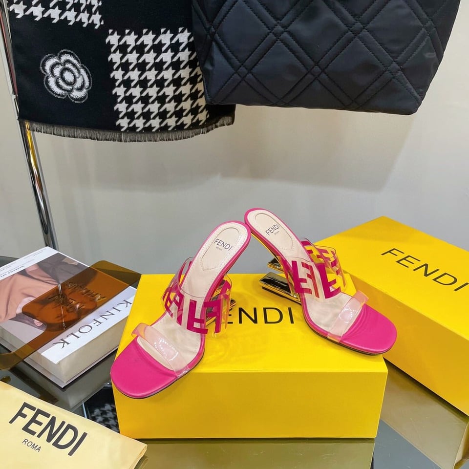Fendi First Ff Transparent Plastic Handle Pink view 4