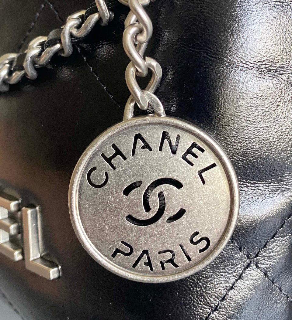 Chanel Hobo Mini 20Cm Black Lambskin Shw view 4