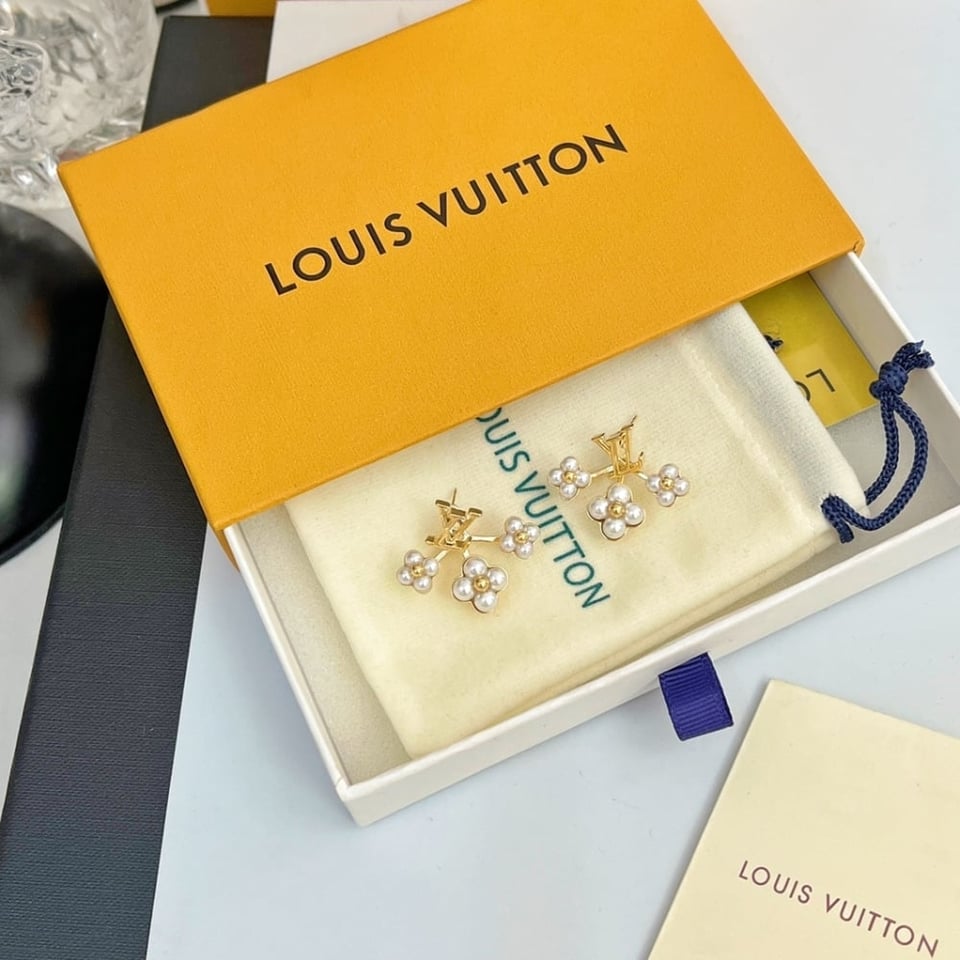 Louis Vuitton Lv Floragram Earrings White Gold view 7