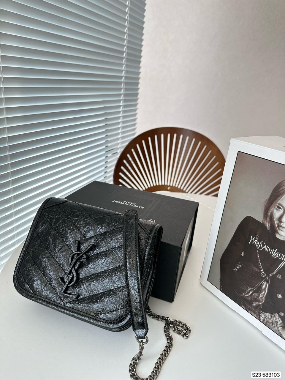 Saint Laurent Niki Vintage Leather Chain Wallet Black 19Cm view 9