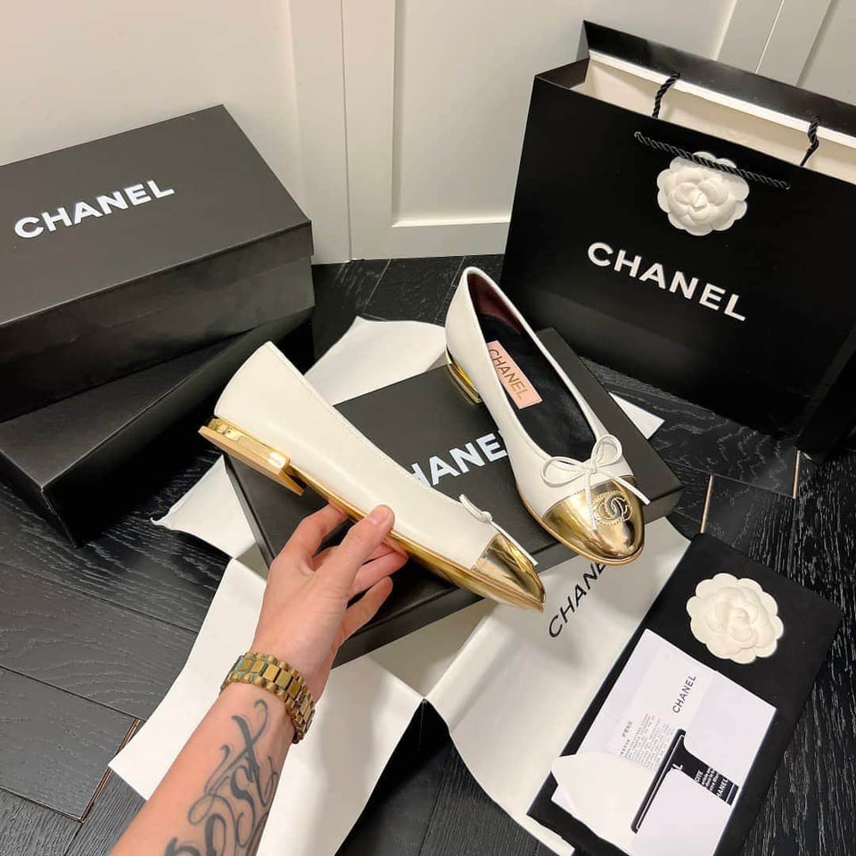 Chanel Leather Cap Toe Ballet Flats White Gold view 7