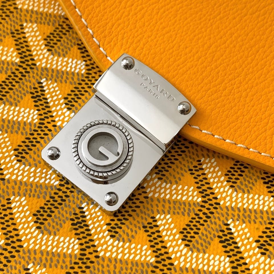 Goyard Chypre Wallet-Pouch 21 Cm Yellow Goyardine Canvas And Calfskin 21cm view 9