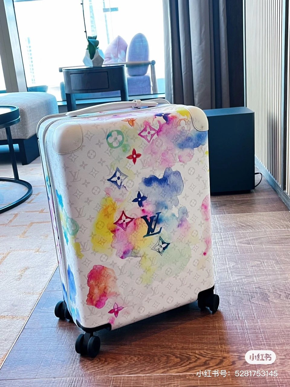 Louis Vuitton Horizon 55 Monogram Watercolor Multicolor 55cm view 6