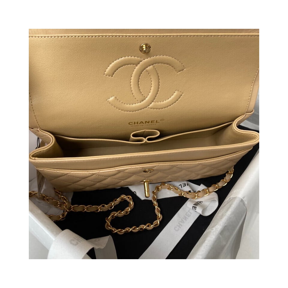 Chanel Classic Flap Bag 25 cm Beige Caviar Gold-Tone Hardware A01112 view 9