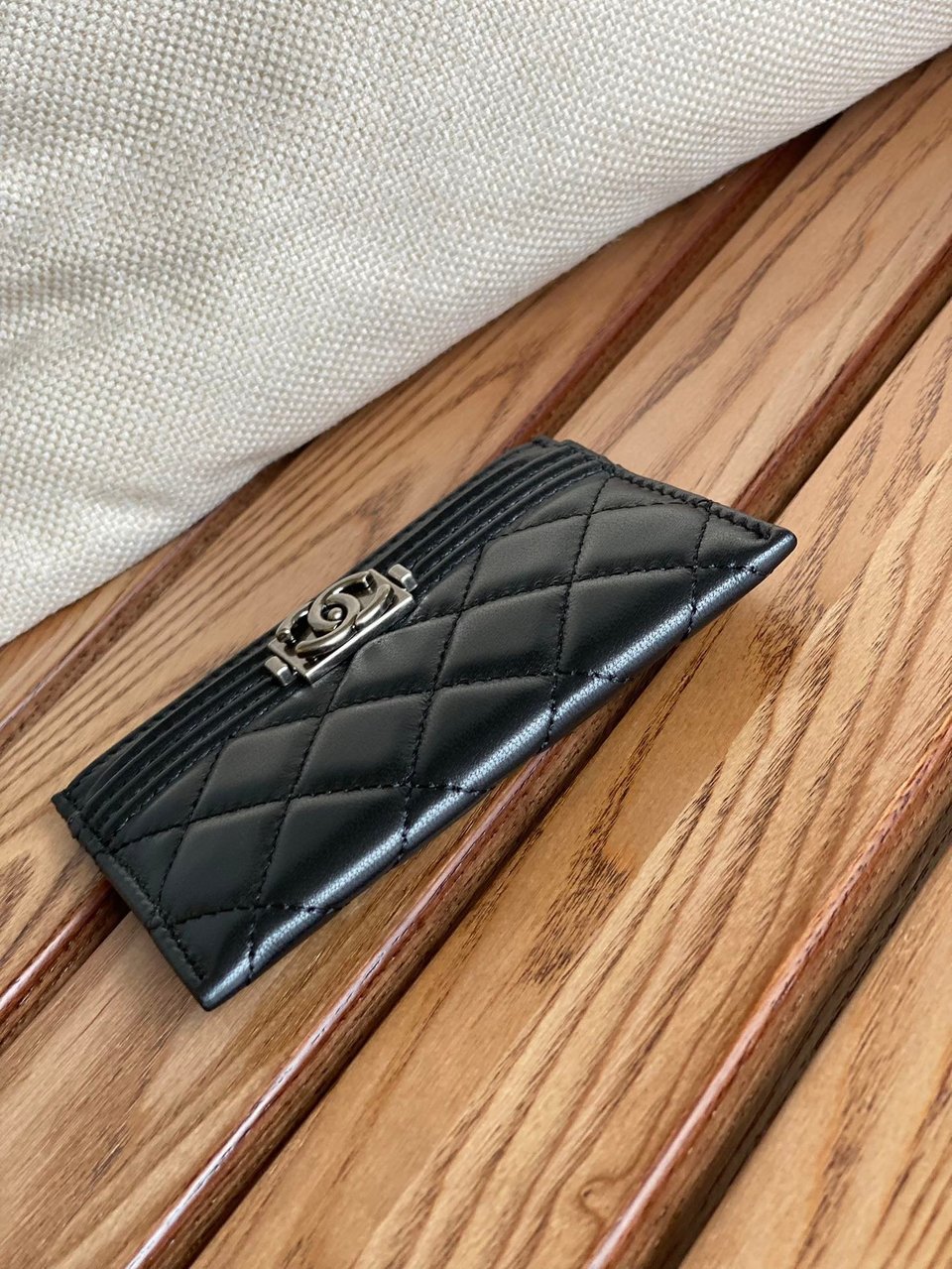 Chanel Boy 11Cm Card Holder Black Lambskin Silver Hardware view 7