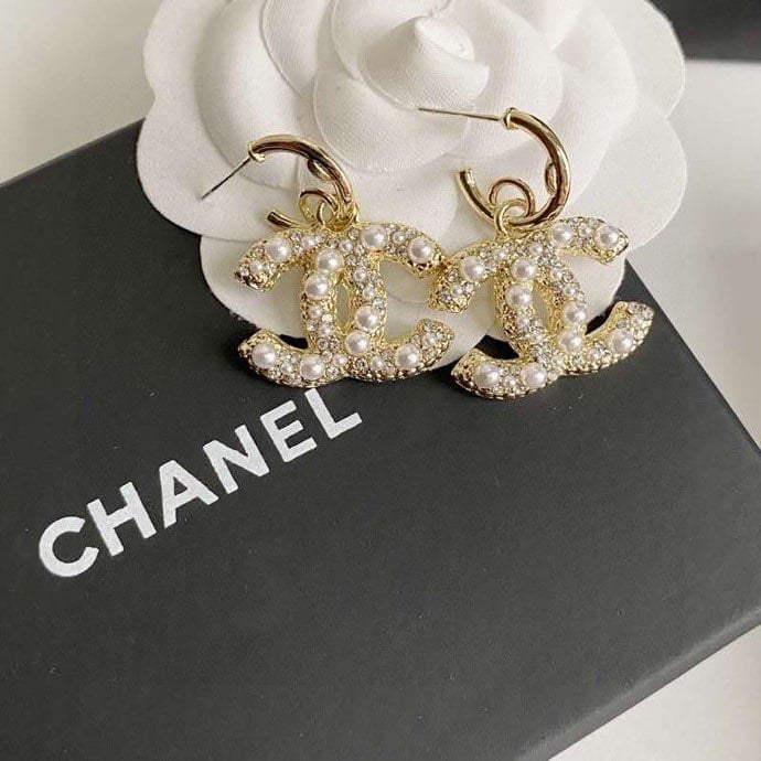 Chanel Cc Earrings view 3