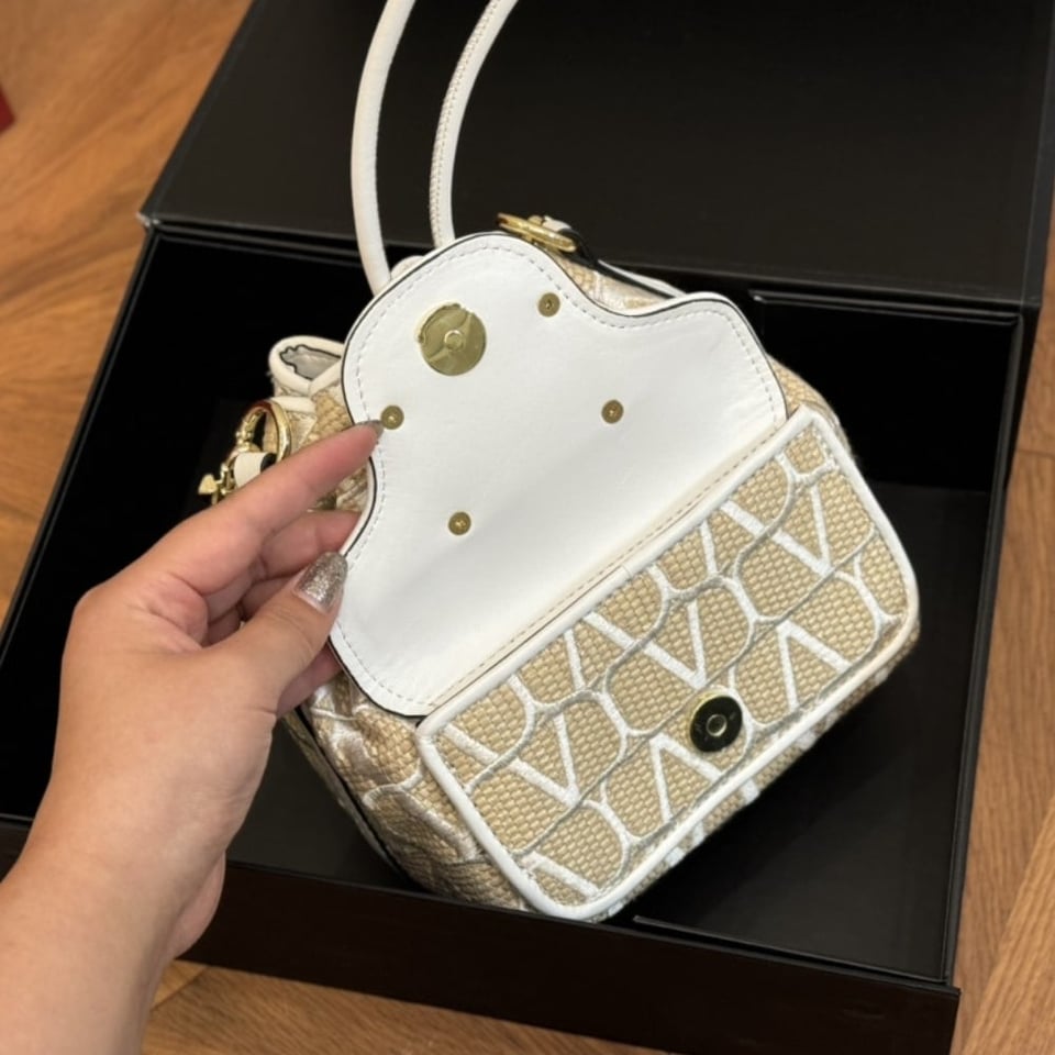 Valentino Garavani Loco Iconographer Toi Beige 20cm view 10