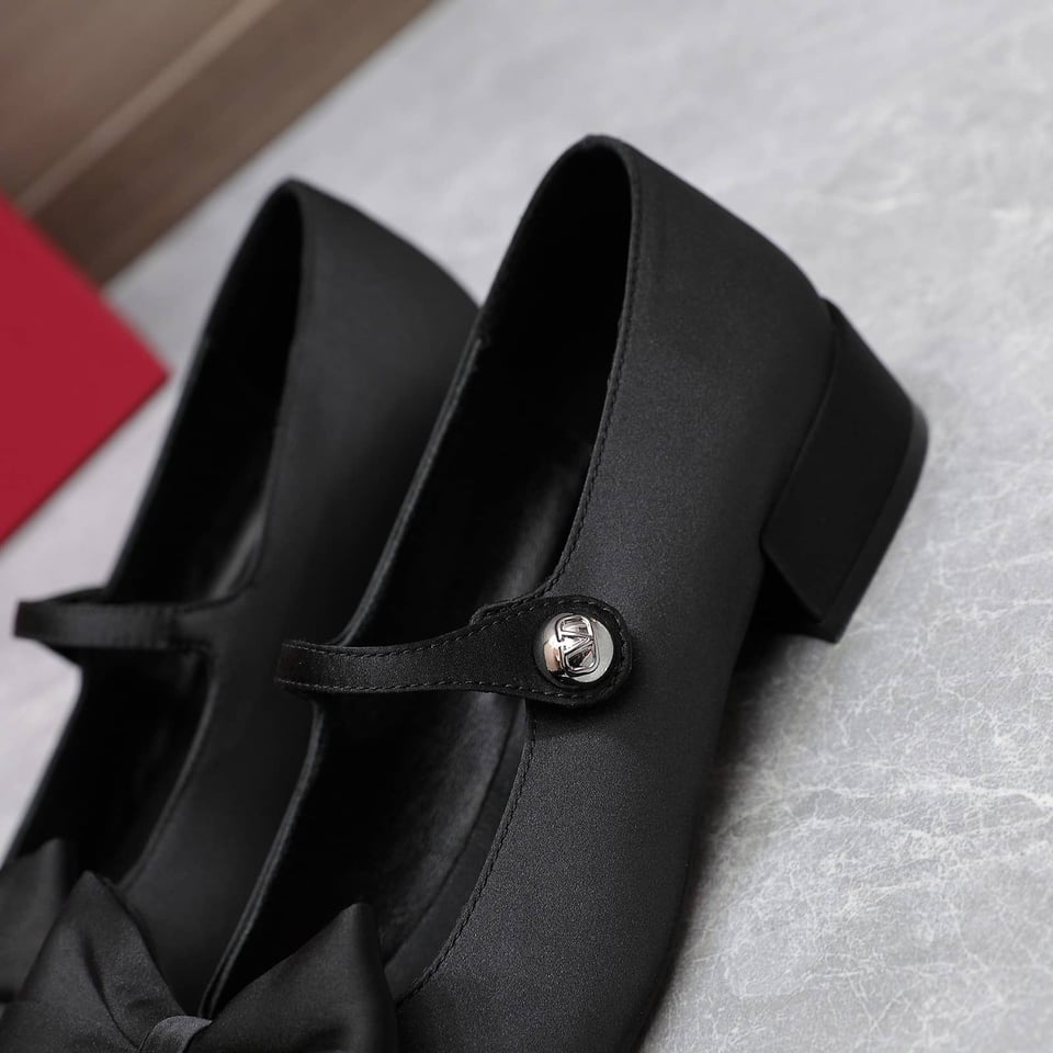 Valentino Garavani Bowjane Mary Jane Ballerina In Black 5W0S0Ki3Jiv 0No view 8