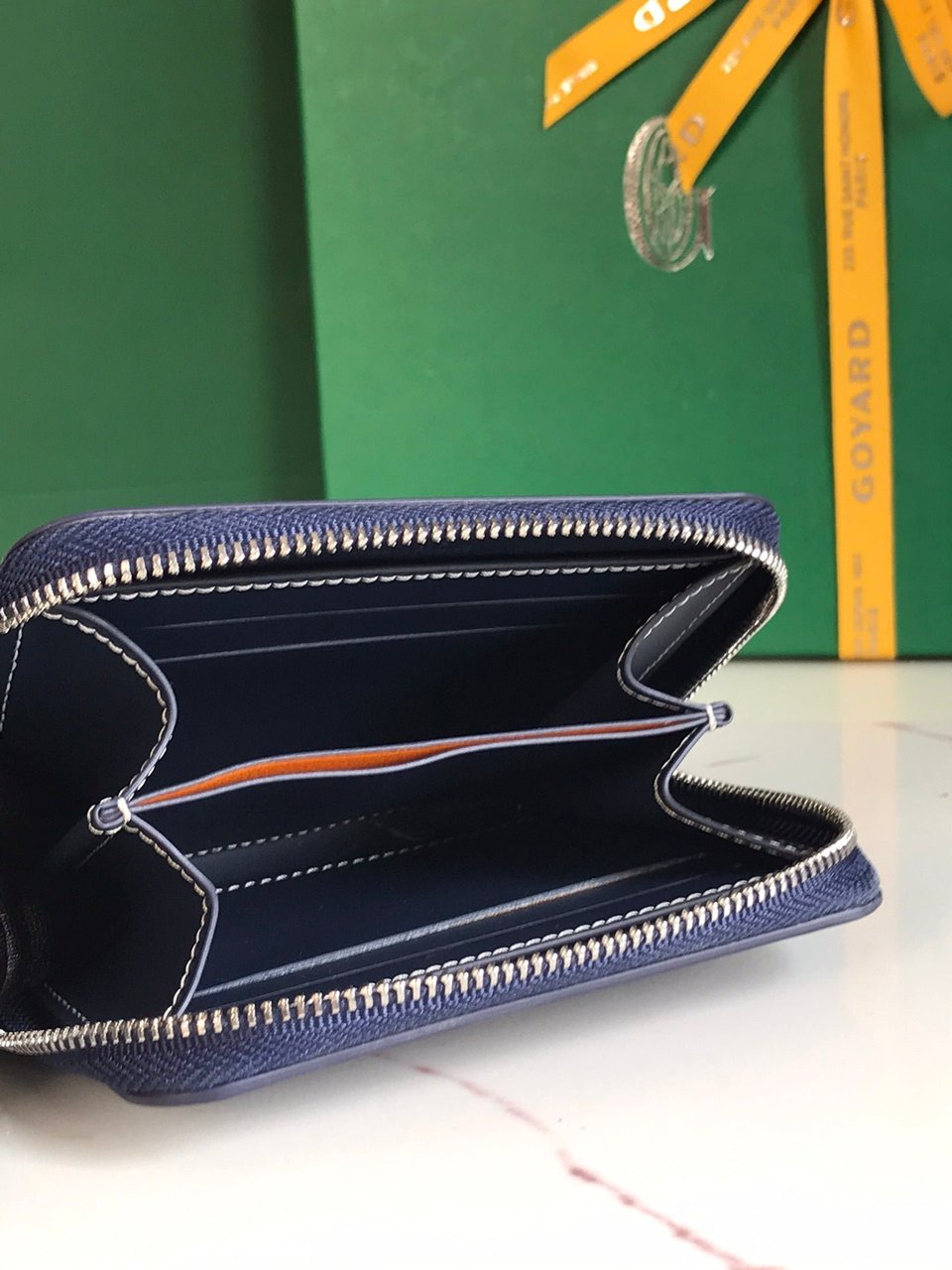 Goyard Matignon Mini Wallet 11cm Navy Blue Goyardine Canvas And Calfskin view 4