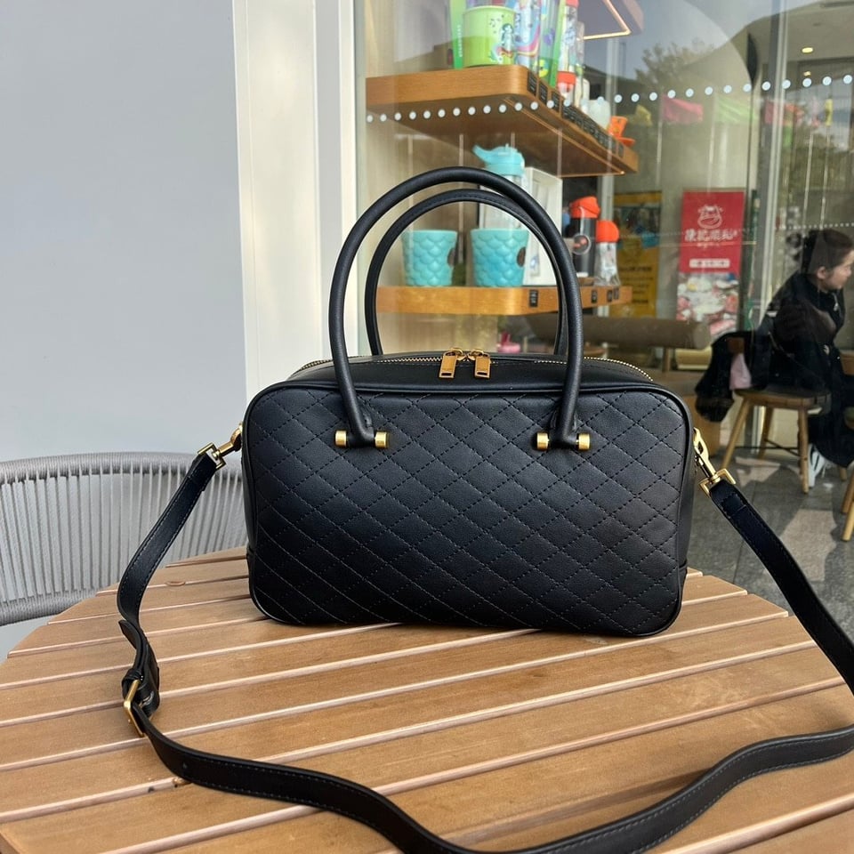 Saint Laurent Lyia Duffle In Quilted Black 31Cm view 8