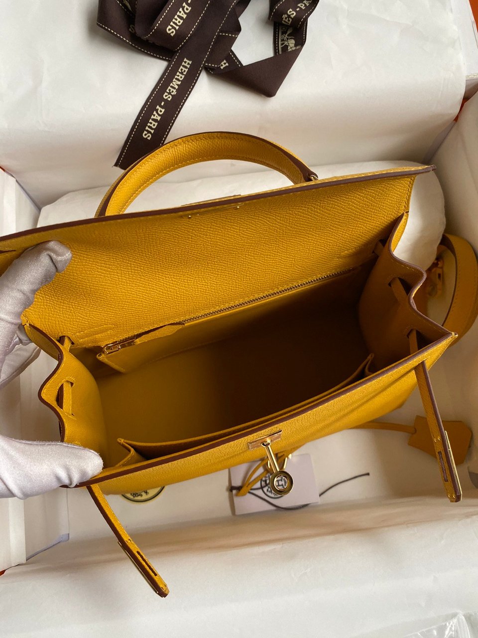 Hermes Kelly 25 Bag In Mustard Yellow Epsom Leather For Women 25cm/10in view 4