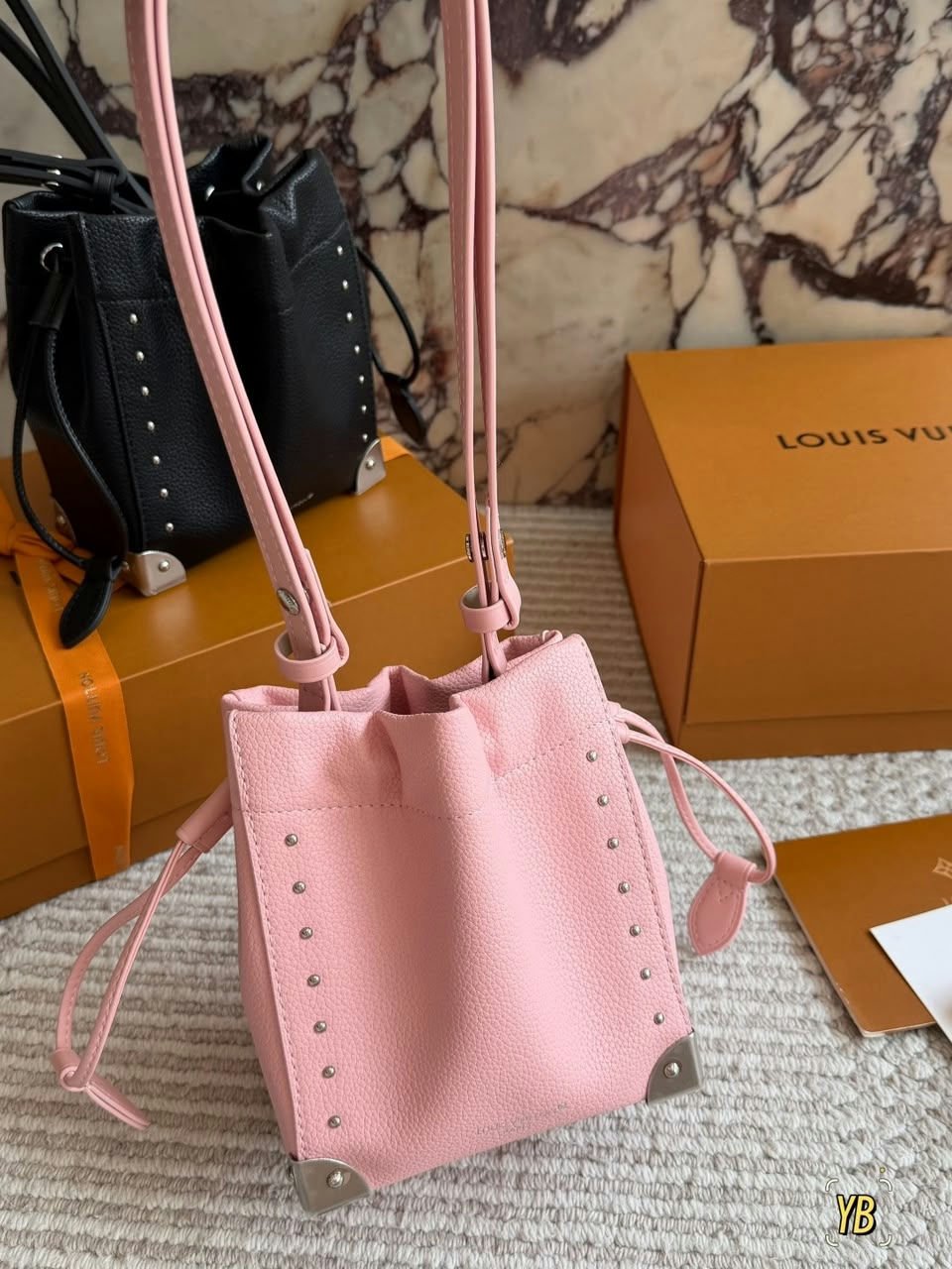 Louis Vuitton Nano Noé Trunk Bag 15cm M2A067 view 7