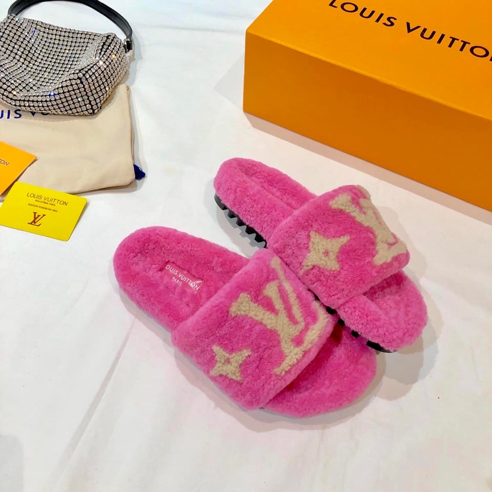 Louis Vuitton Paseo Flat Comfort Mule Pink 1A8Vfl view 9
