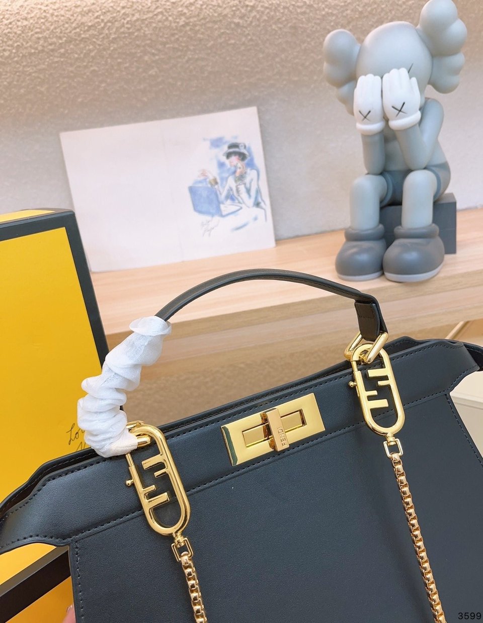 Fendi Peekaboo Iseeu Petite Black 32Cm view 7