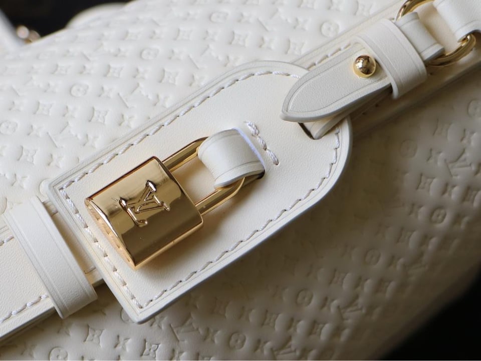 Louis Vuitton All In BB Bag Banane Gold 16cm M29479 view 5