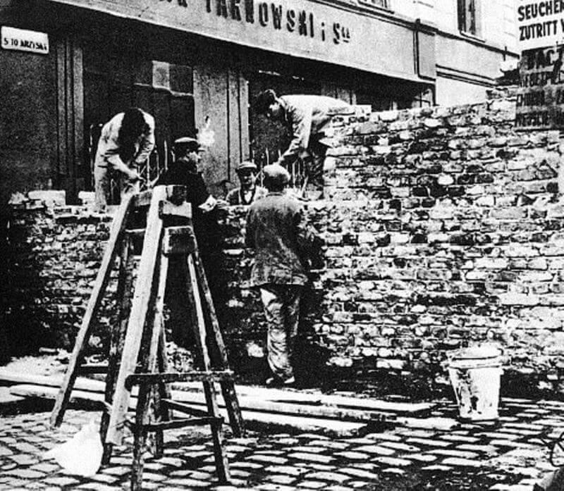 varşova ayaklanması