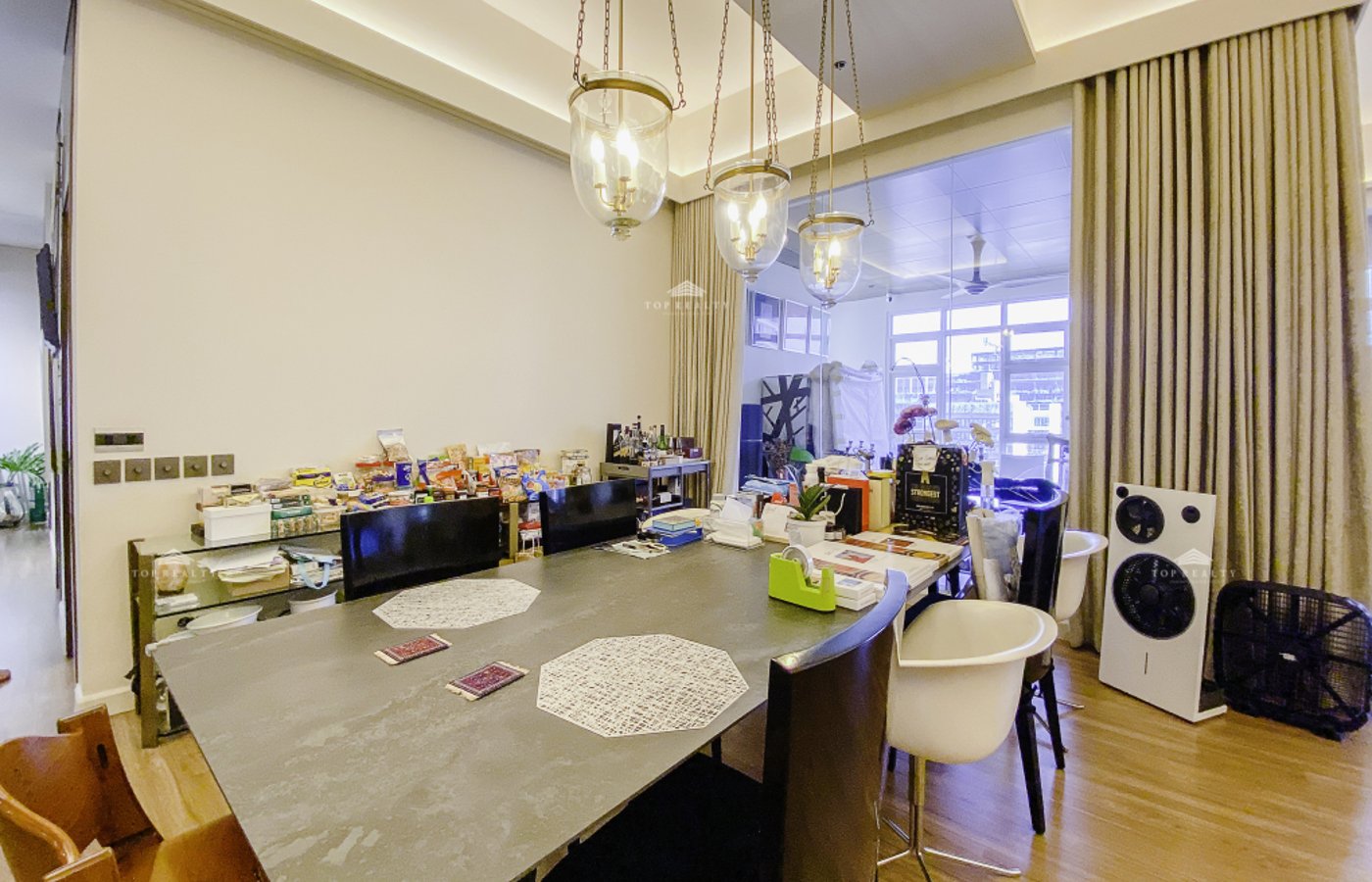 Photo 3 of 8 — 3BR condo for sale, Escala Salcedo, Makati