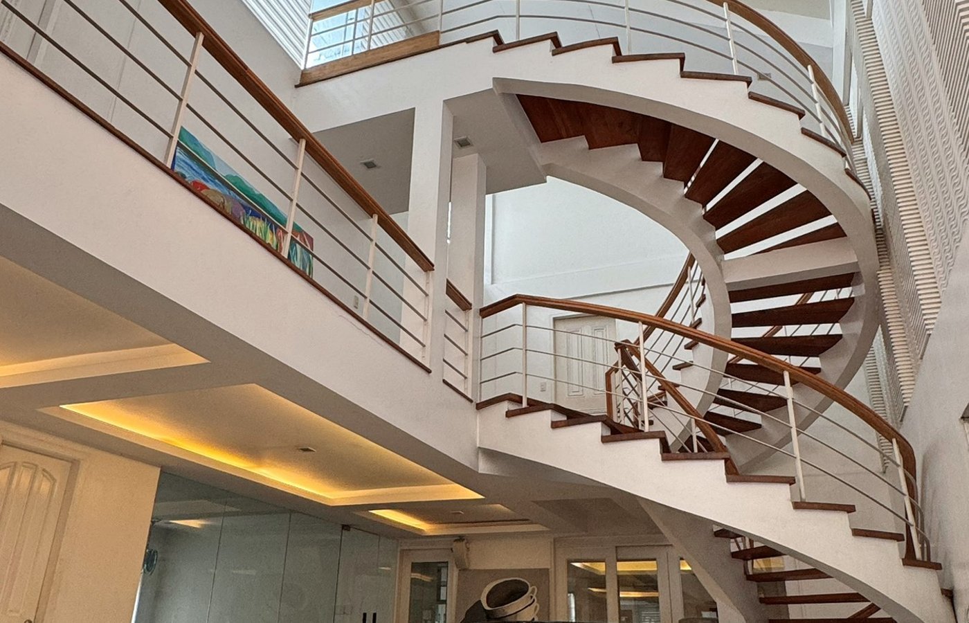 Photo 6 of 10 — 6BR house for sale, White Plains, Quezon City