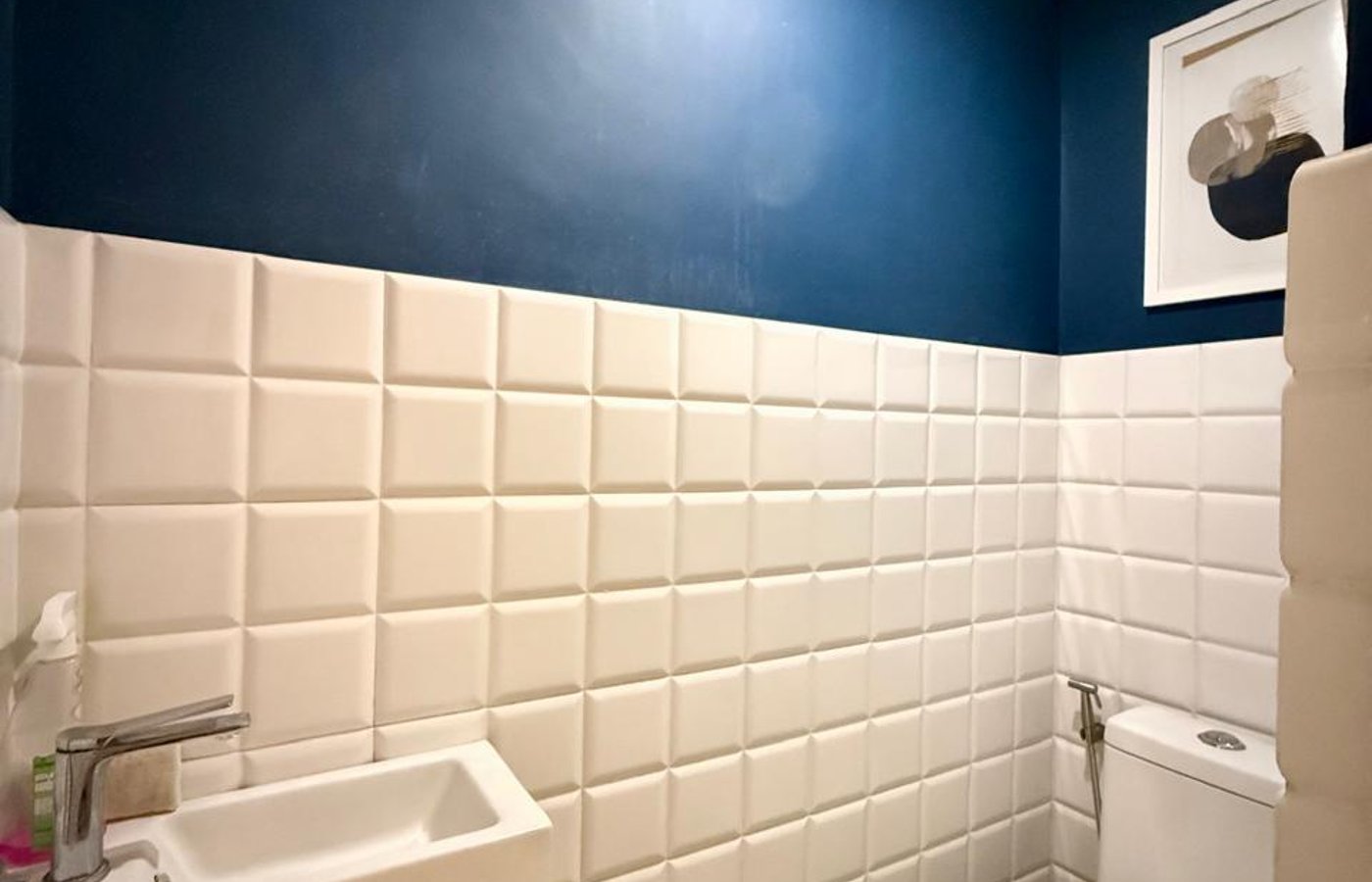 Photo 3 of 10 — 2BR condo for sale, Easton Place Condominium, Makati