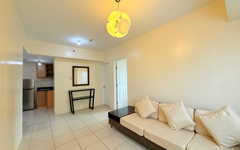 Spacious 1-Bedroom Corner Unit for Sale in Dansalan Gardens (Tower 2 - Sycamore), Mandaluyong City