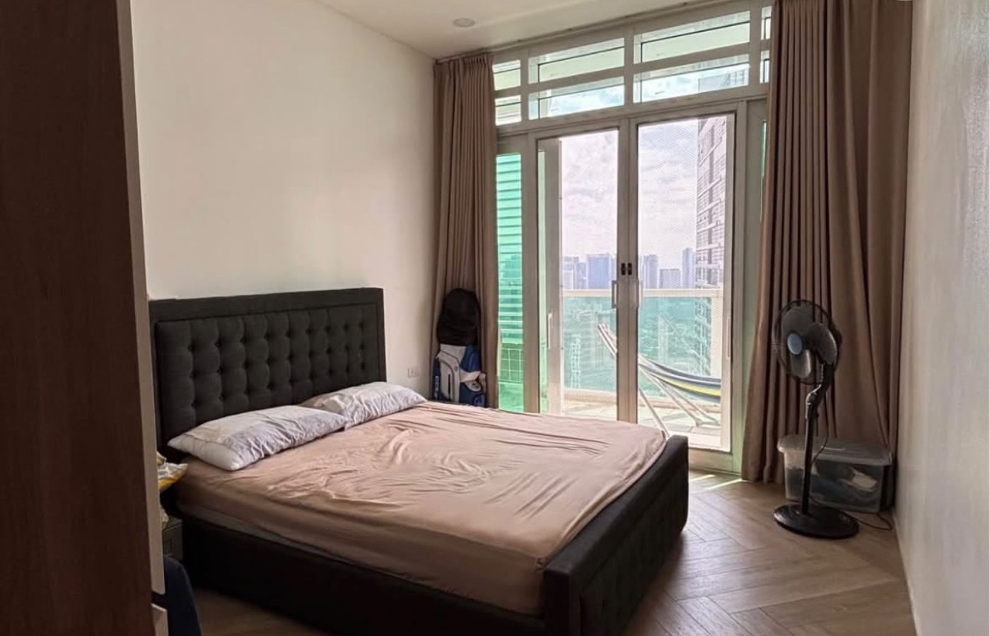 Photo 6 of 9 — 3BR condo for sale, Park Terraces, Makati