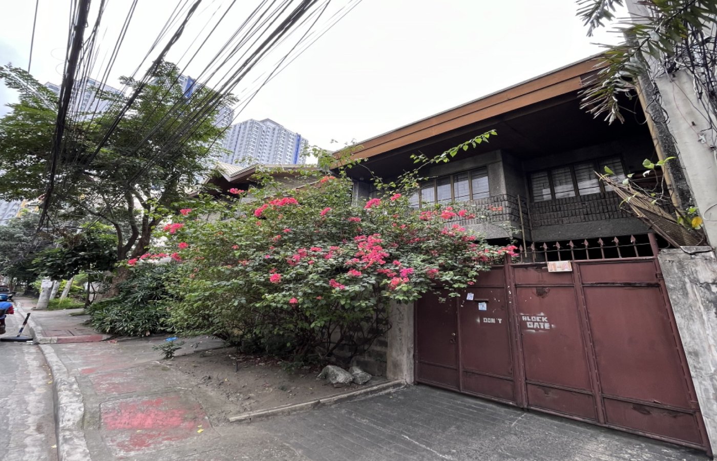 Photo 1 of 4 — Residential lot for sale, Quezon City