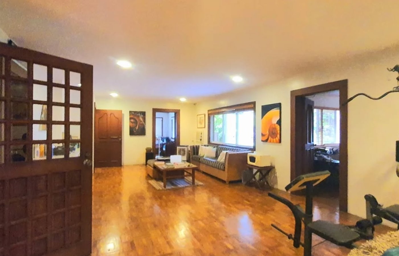Photo 3 of 10 — 6BR house for sale, White Plains, Quezon City
