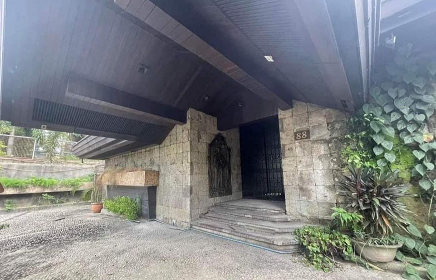 Photo 2 of 6 — Residential lot for sale, Greenmeadows, Quezon City