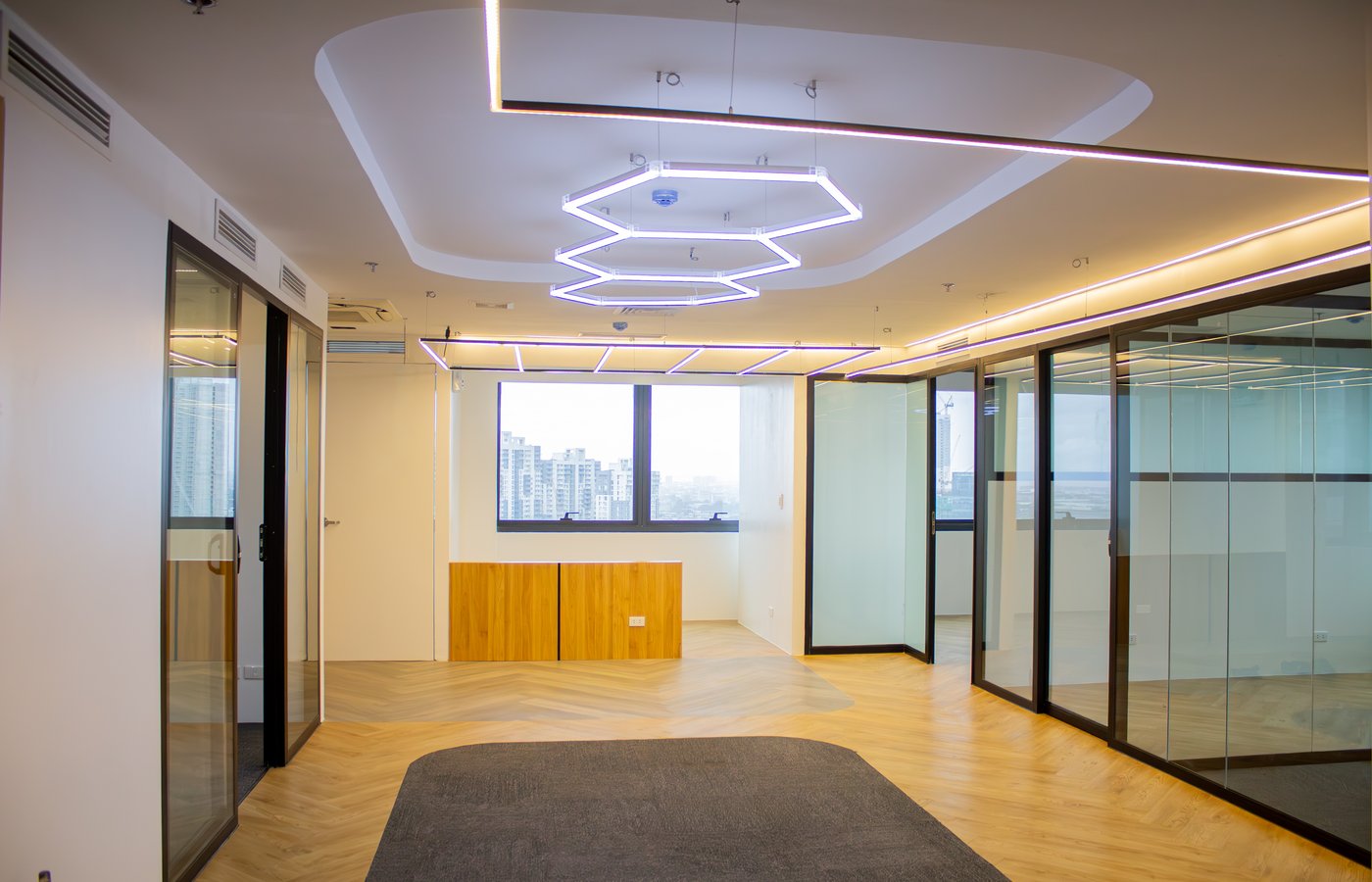 PREMIUM OFFICE SPACE FOR SALE | GLASTON TOWER UNIT M, PASIG CITY