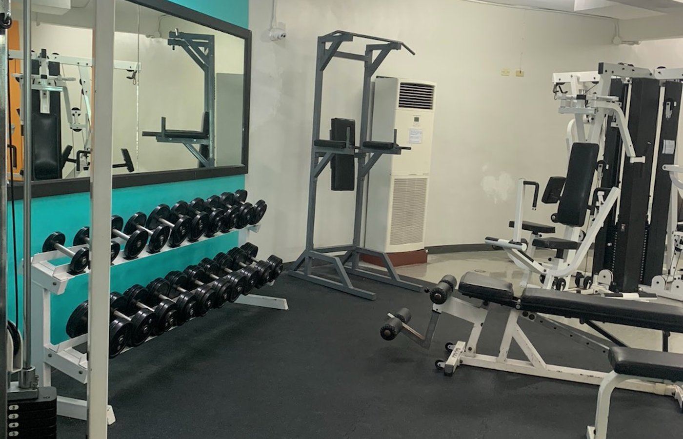 Photo 9 of 10 — 1BR condo for sale, Malayan Plaza, Pasig