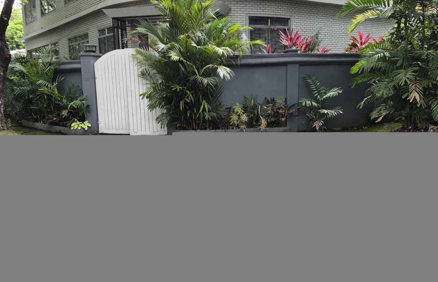 Photo 1 of 10 — 4BR house for sale, Magallanes Village, Makati