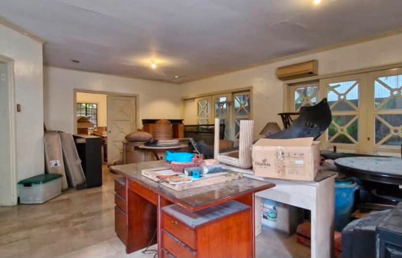 Photo 2 of 9 — 4BR house for sale, Acropolis, Quezon City