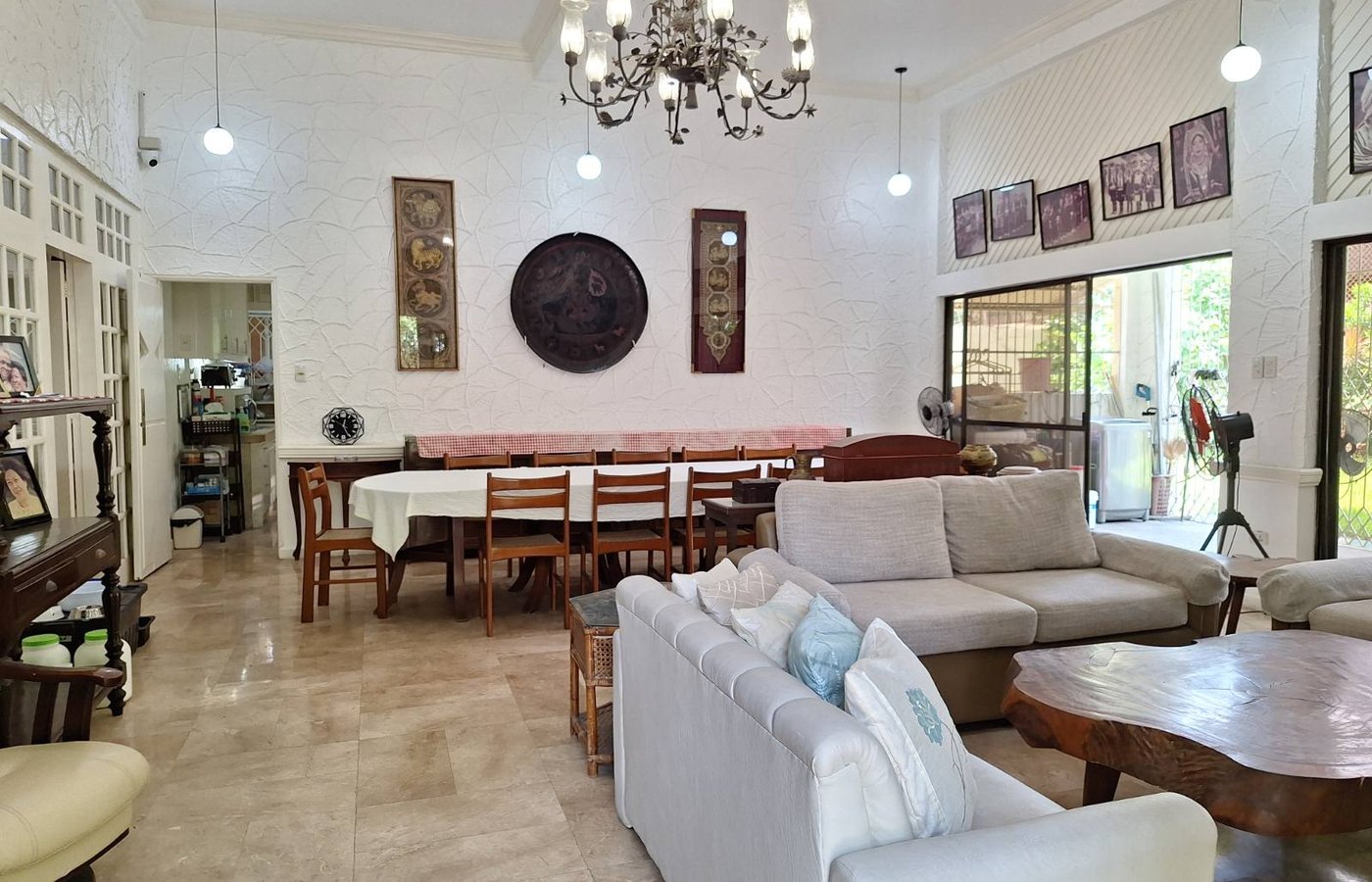 5BR House in Tahanan Village, Parañaque with Private Master Suite & Large Garden 560 sqm lot