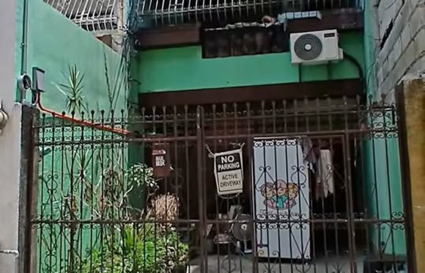 Rush for sale Old house and lot La loma Quezon City