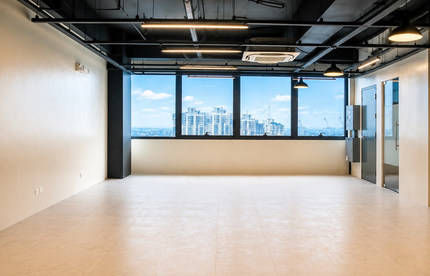 PREMIUM OFFICE SPACE FOR SALE | GLASTON TOWER UNIT L, PASIG CITY