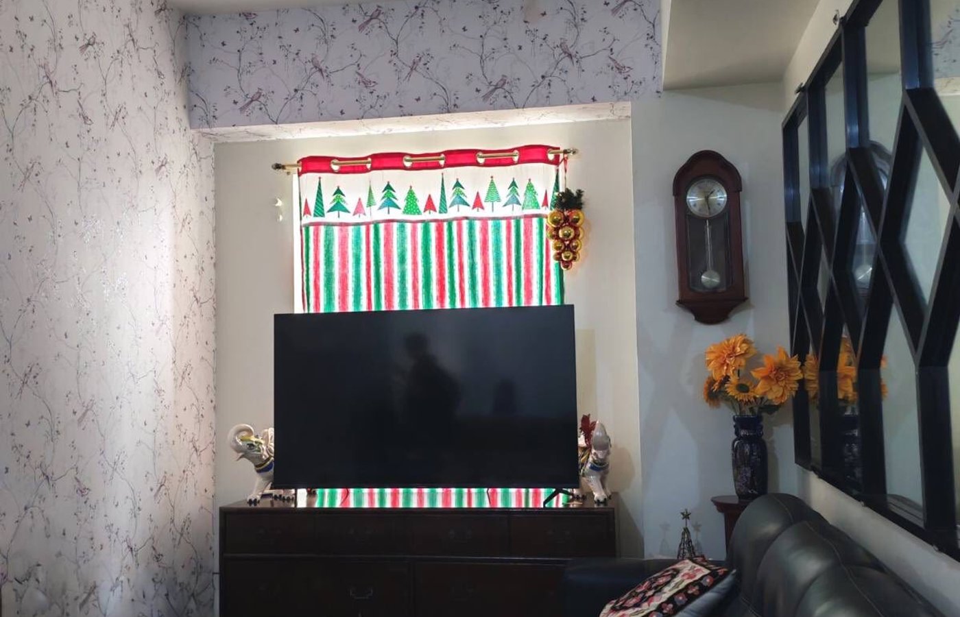 2 Br Condo Unit for Sale at Quezon City