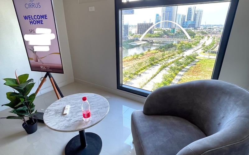FOR LEASE: Brand-New, Semi-furnished Studio Unit at Cirrus Bridgetowne