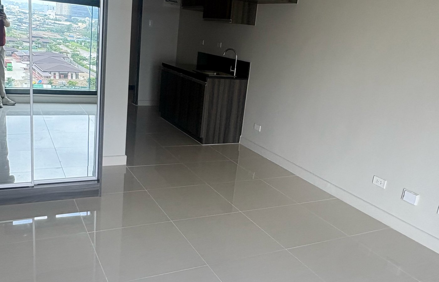 Photo 4 of 10 — Studio for rent, Pasig