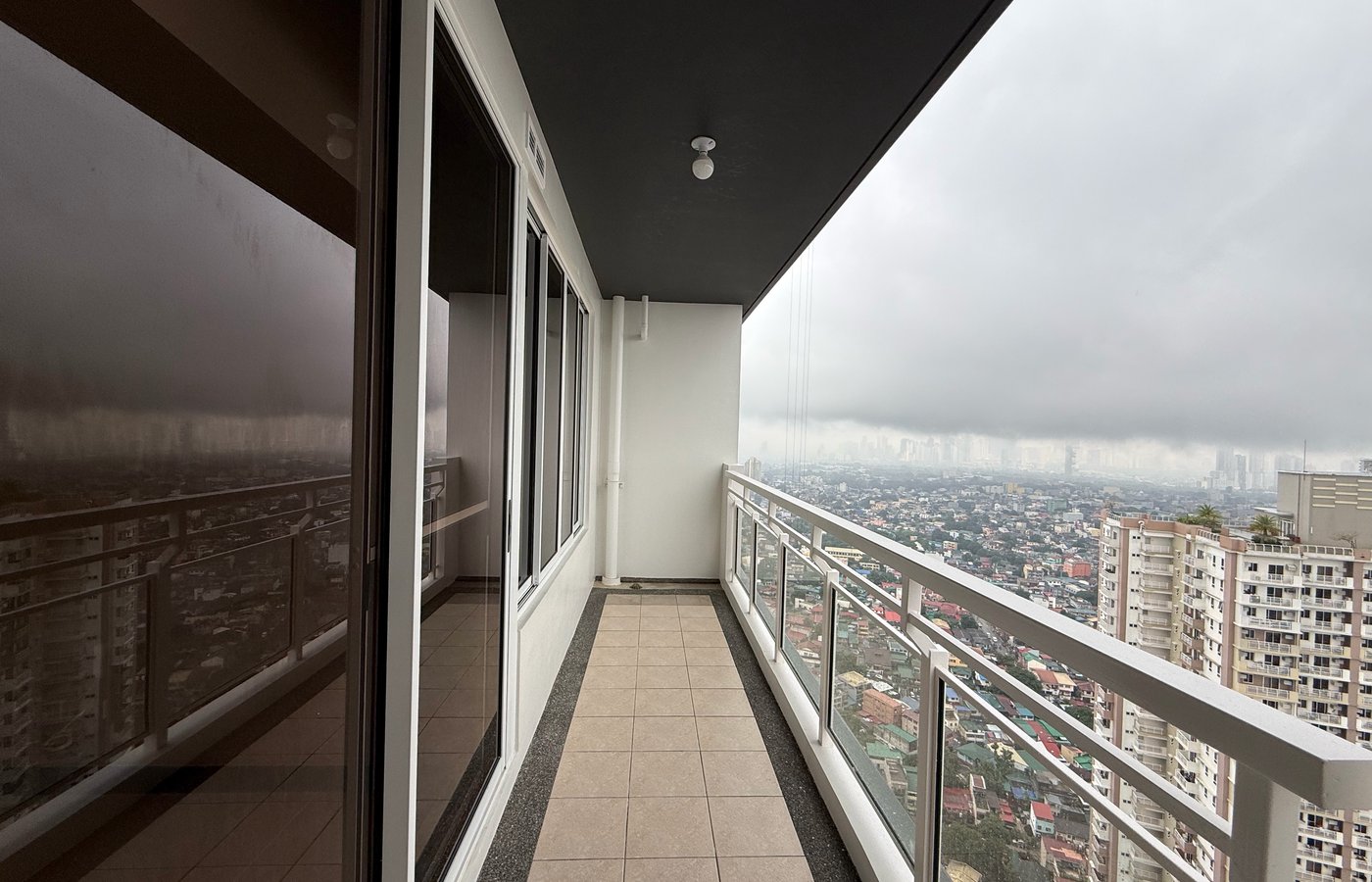 Photo 8 of 8 — 2BR condo for rent, The Oriana, Quezon City