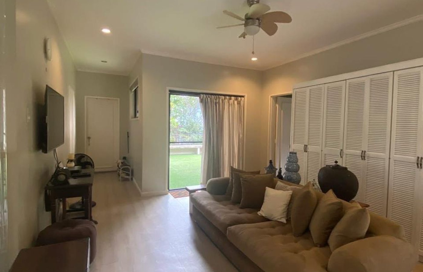 Photo 9 of 10 — 5BR house for sale, Ayala Alabang Village, Muntinlupa