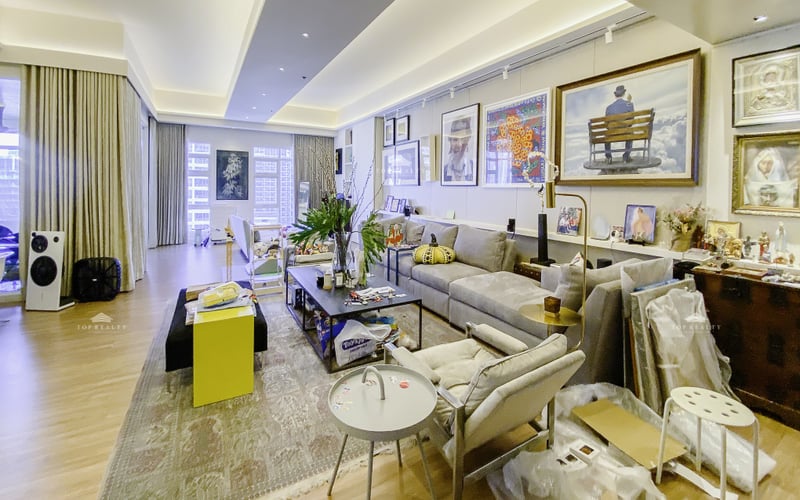 3BR Renovated Lower Penthouse for Sale in Escala Salcedo, Makati