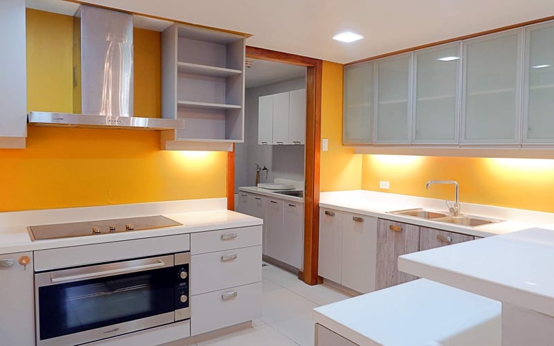 Rare Garden Unit Ground Floor in Prestigious One Salcedo Place
