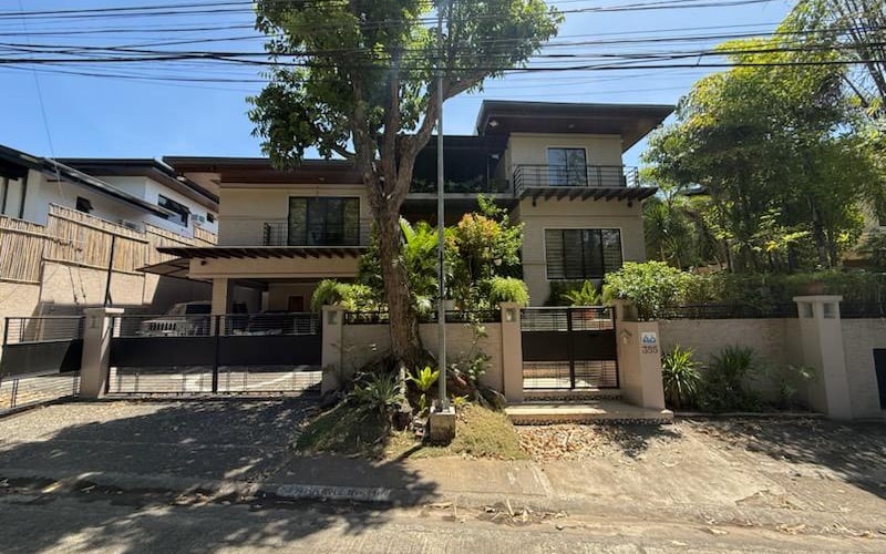 5BR House & Lot on 729 sqm Lot for Sale in Ayala Alabang Village, Muntinlupa