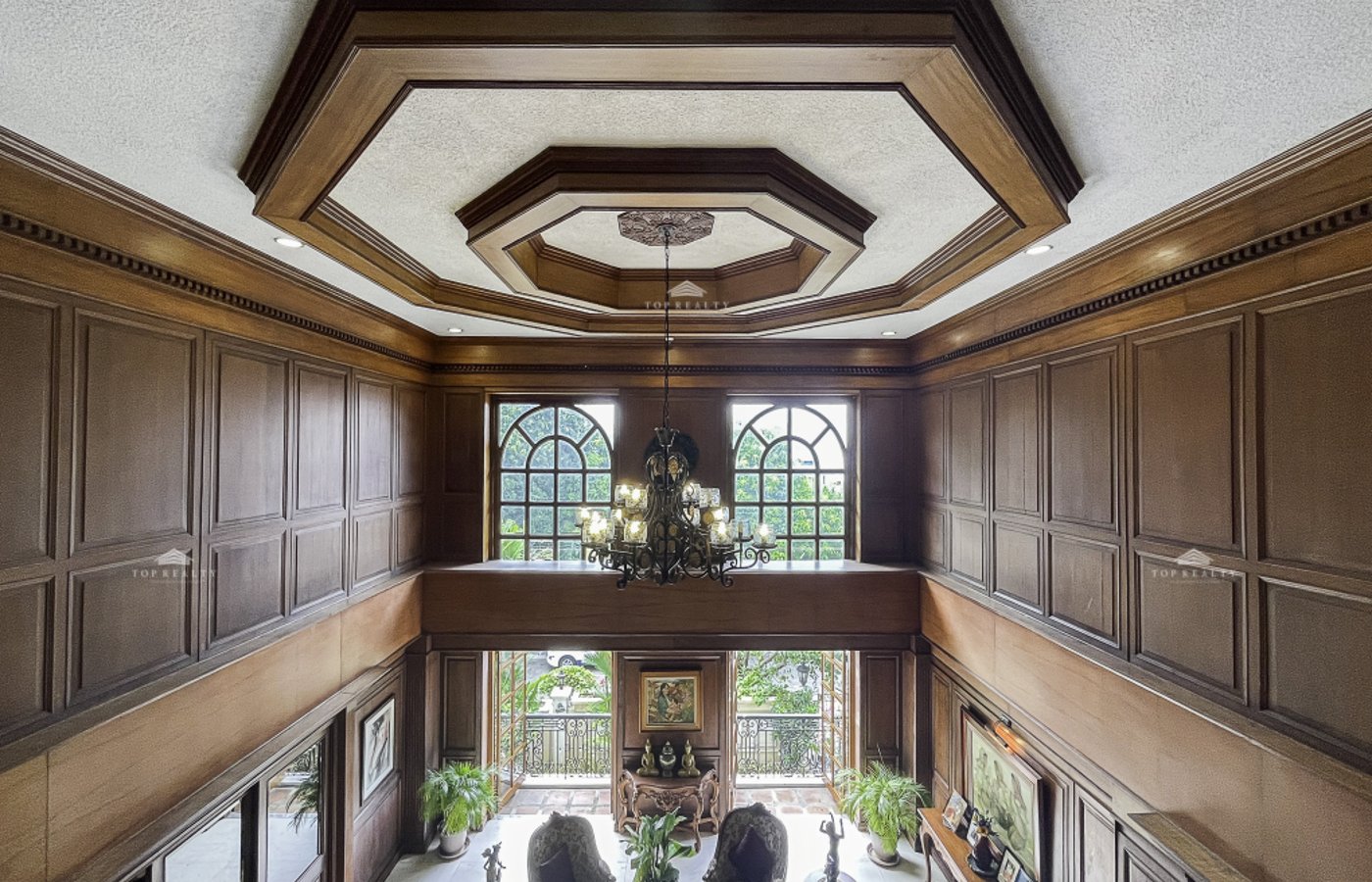 Photo 8 of 10 — 6BR house for sale, Loyola Grand Villas, Quezon City